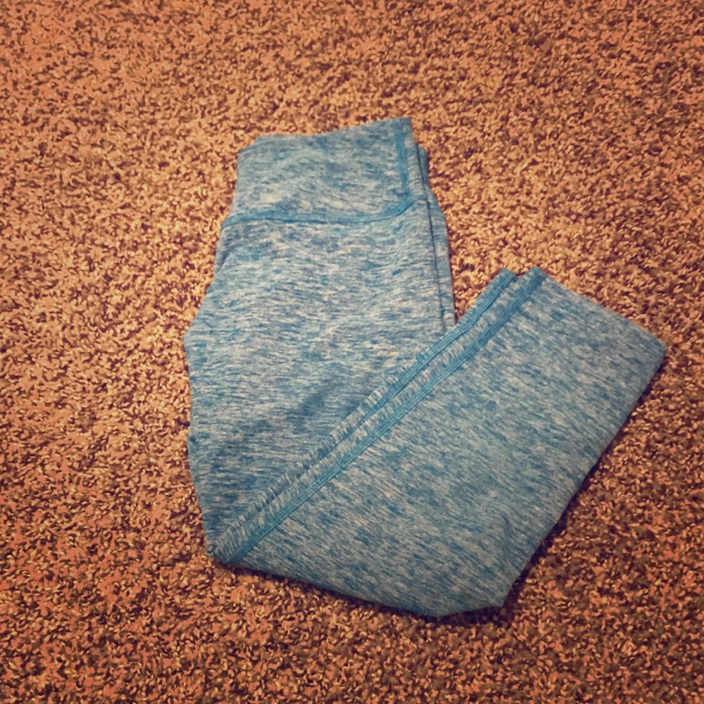Beyond Yoga cropped yoga pants